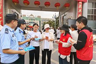 邮报：切尔西替补门将对狼队时染黄，他还没为蓝军出战过英超